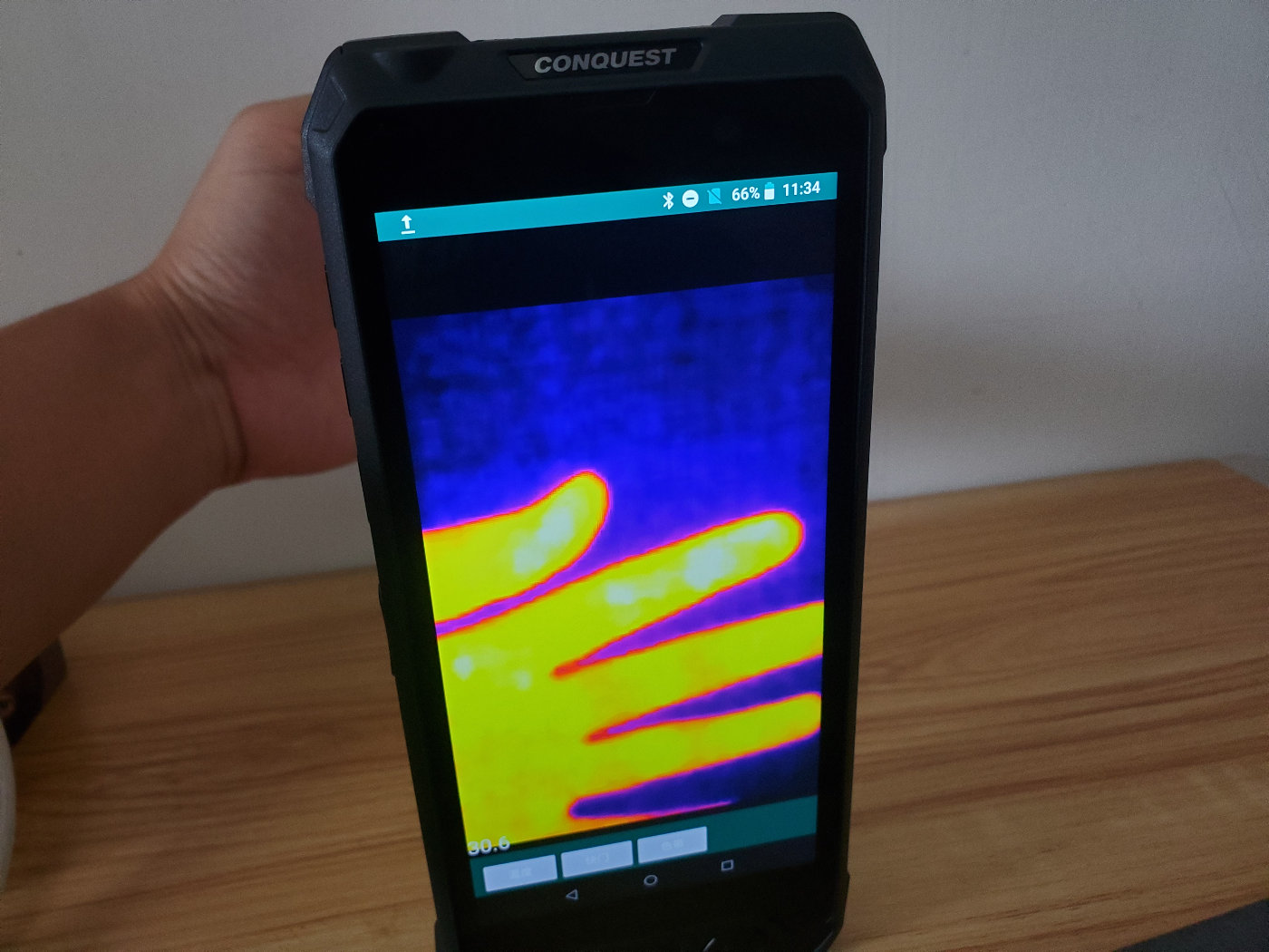 「新品曝光」红外热成像多模北斗定位手机征服S19评测