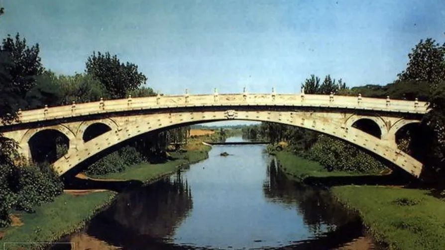 56范文（小学）︱ 我是小小推销员——换个方式写说明文