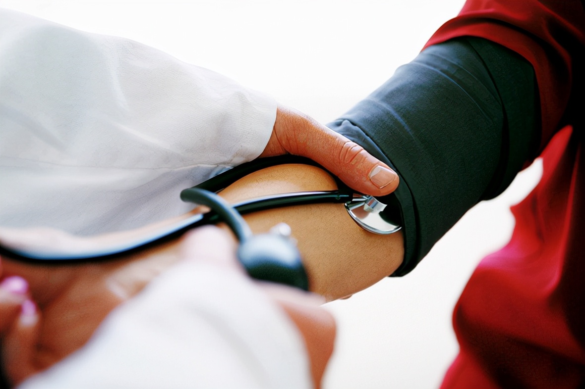 辽宁中医药大学学报（血压总是降不下来）