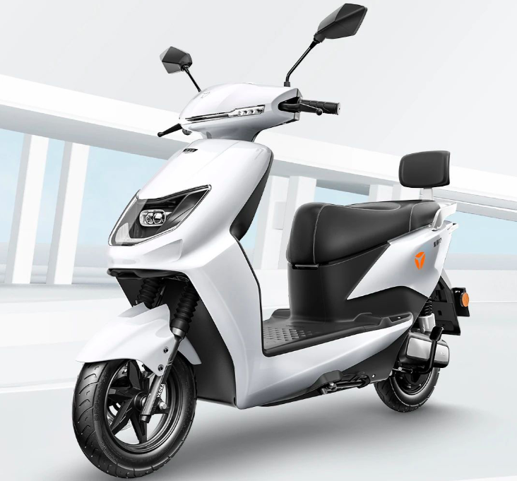 雅迪新車T2發布，搭載800瓦GTR電機，空間大更耐用