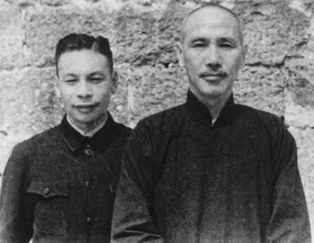 1961年中央得知绝密情报,伟人亲批发往宝岛,蒋介石收到后躲过暗杀