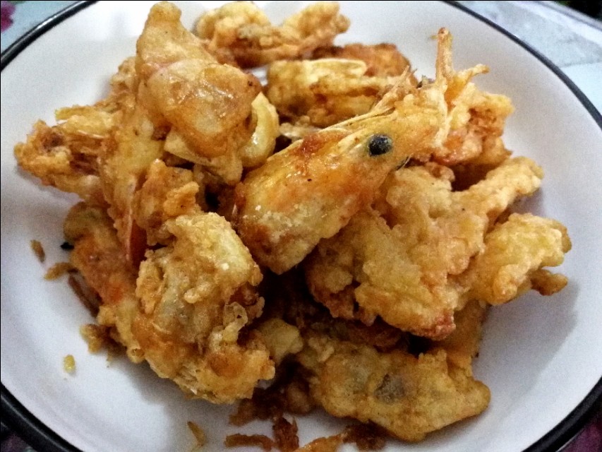 虾壳的功效与作用（香酥的虾壳弃物变美味）