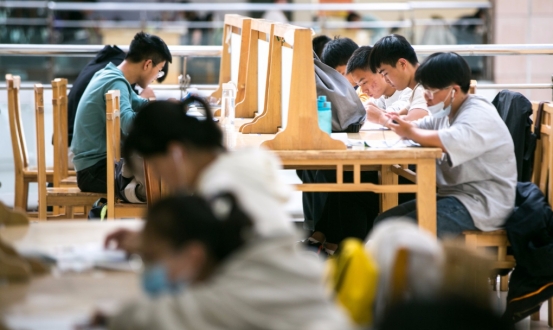 为什么曾经“风光无限”的大学生，最后都沦为社会底层，现实扎心