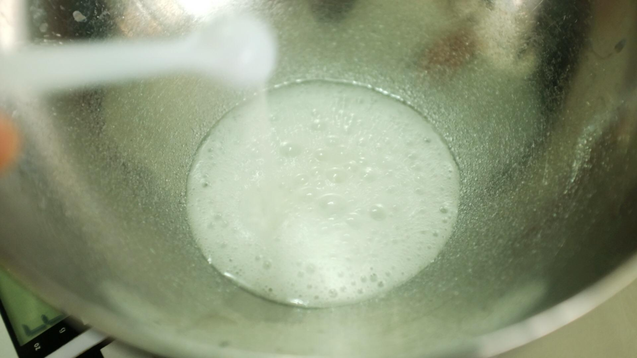 家里锅底“黑垢”硬又脏，用这“3招”对付，洁净无杂质！