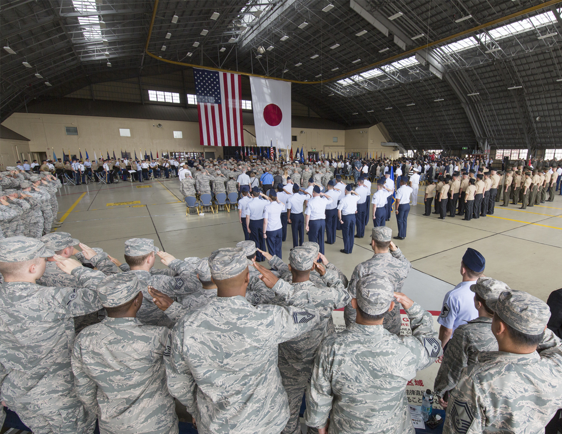 日本人究竟是希望美国从日本撤军，还是不希望美国从日本撤军呢
