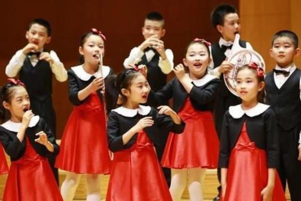 学生上公立和私立有啥区别？老师直言差距明显，家长要早些知道