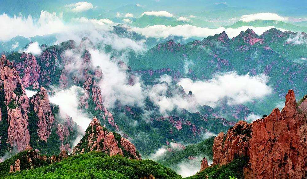 任然《山外小楼听夜雨》"墓碑下是我们的小宝贝,他既不哭也不闹,只