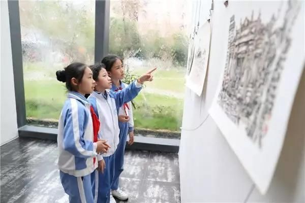 双减政策下，公立学校和私立学校“较量”开始，孰强孰弱一目了然