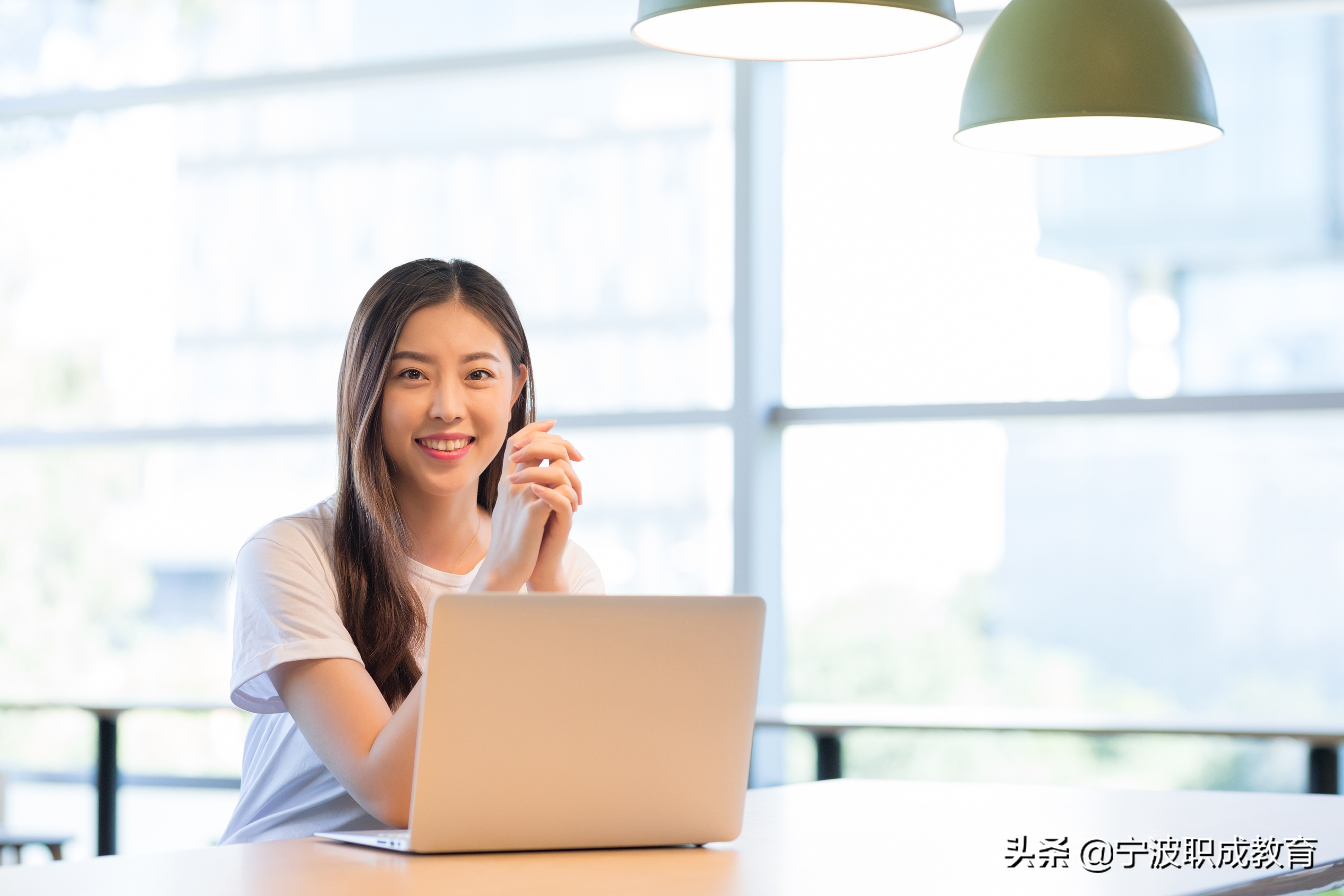 专升本考试时间2021，成人自考专升本学费