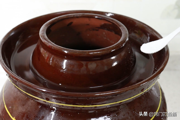 四川泡菜壇,四川泡菜壇子圖片