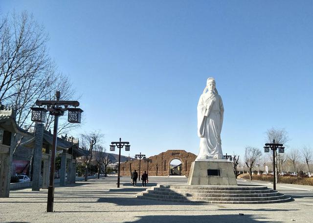 只写了十几首"鬼"诗的李贺,为什么会被称为"诗鬼"!