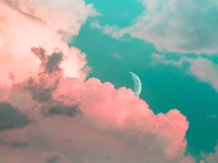 月色如诗，轻抚人间静谧与温柔