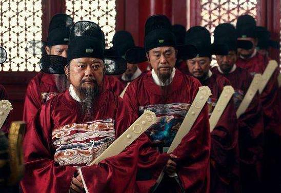 朱元璋杀功臣的顺序很有讲究，他为什么先杀此人？其中暗藏大玄机