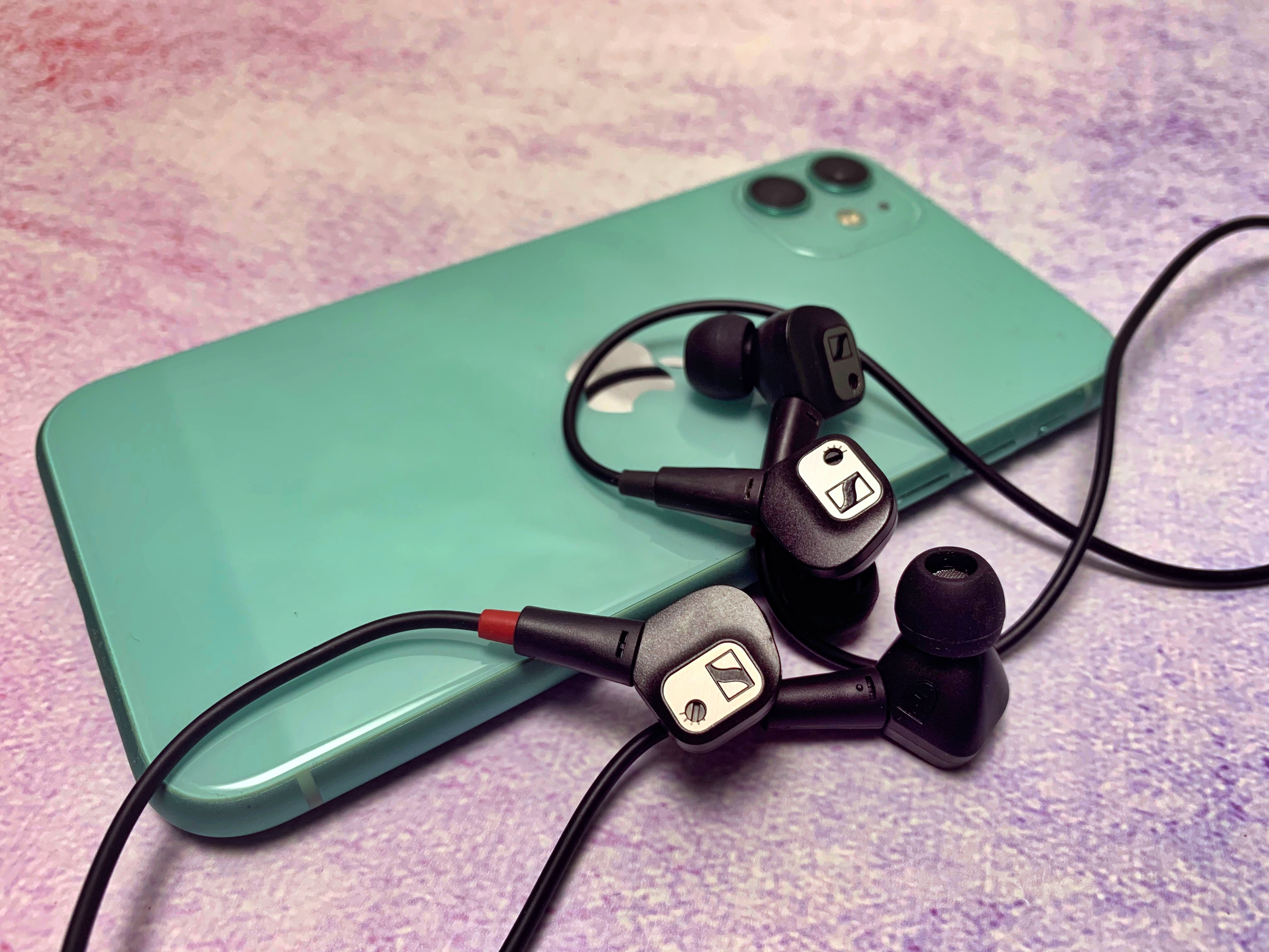 【315打假】400块的森海IE80s到底假在哪里？