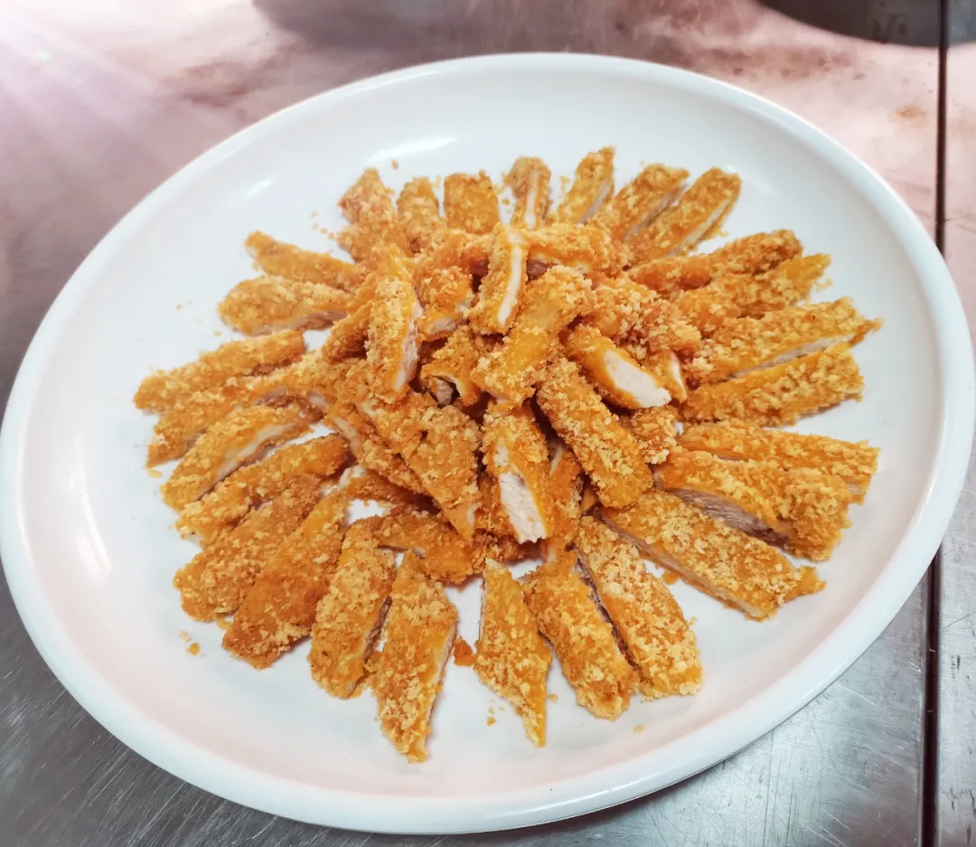 洛阳新艺学院，烹饪专业技能展示，色香味俱全