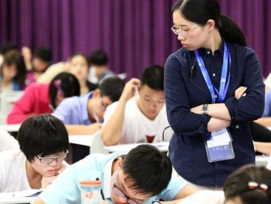 同样是考专科学校，单招进和高考进有区别，别等上了大学才知道