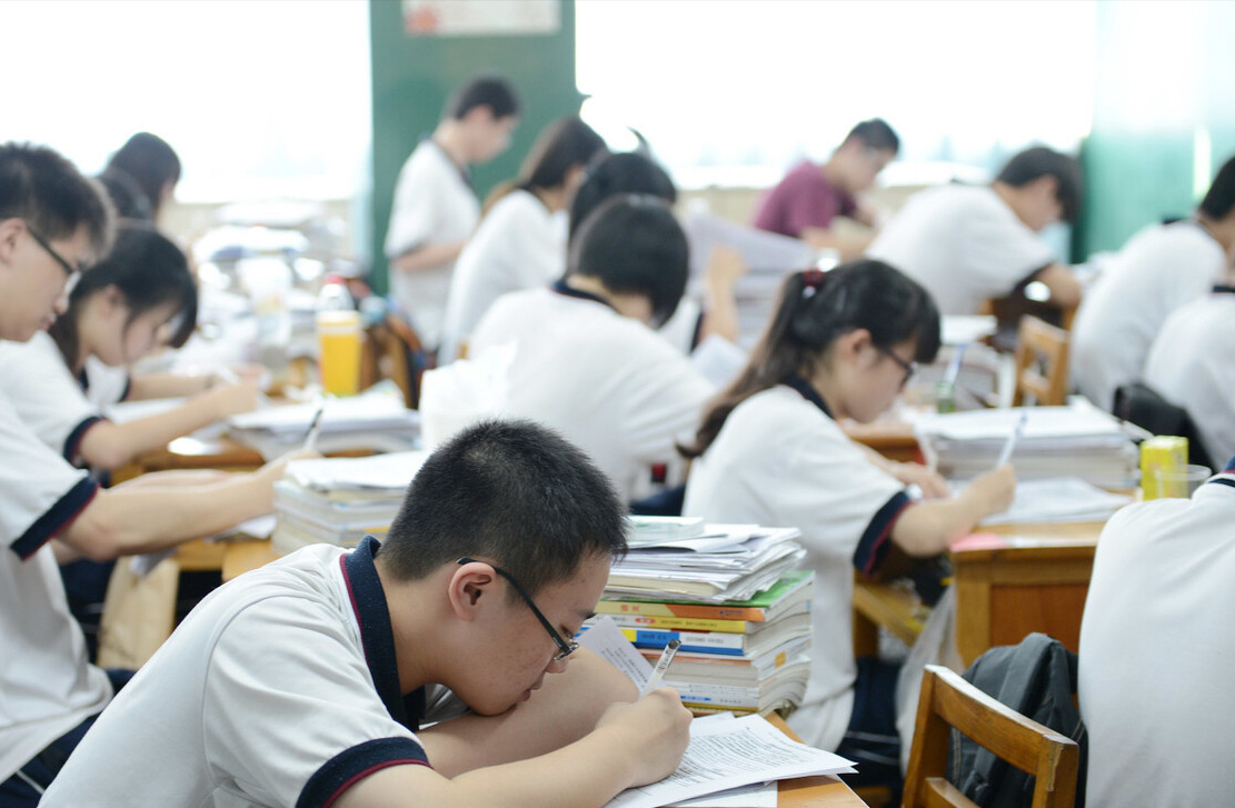 2021年全国中学排名出炉，衡水中学仅排第二，人大附中位列第三