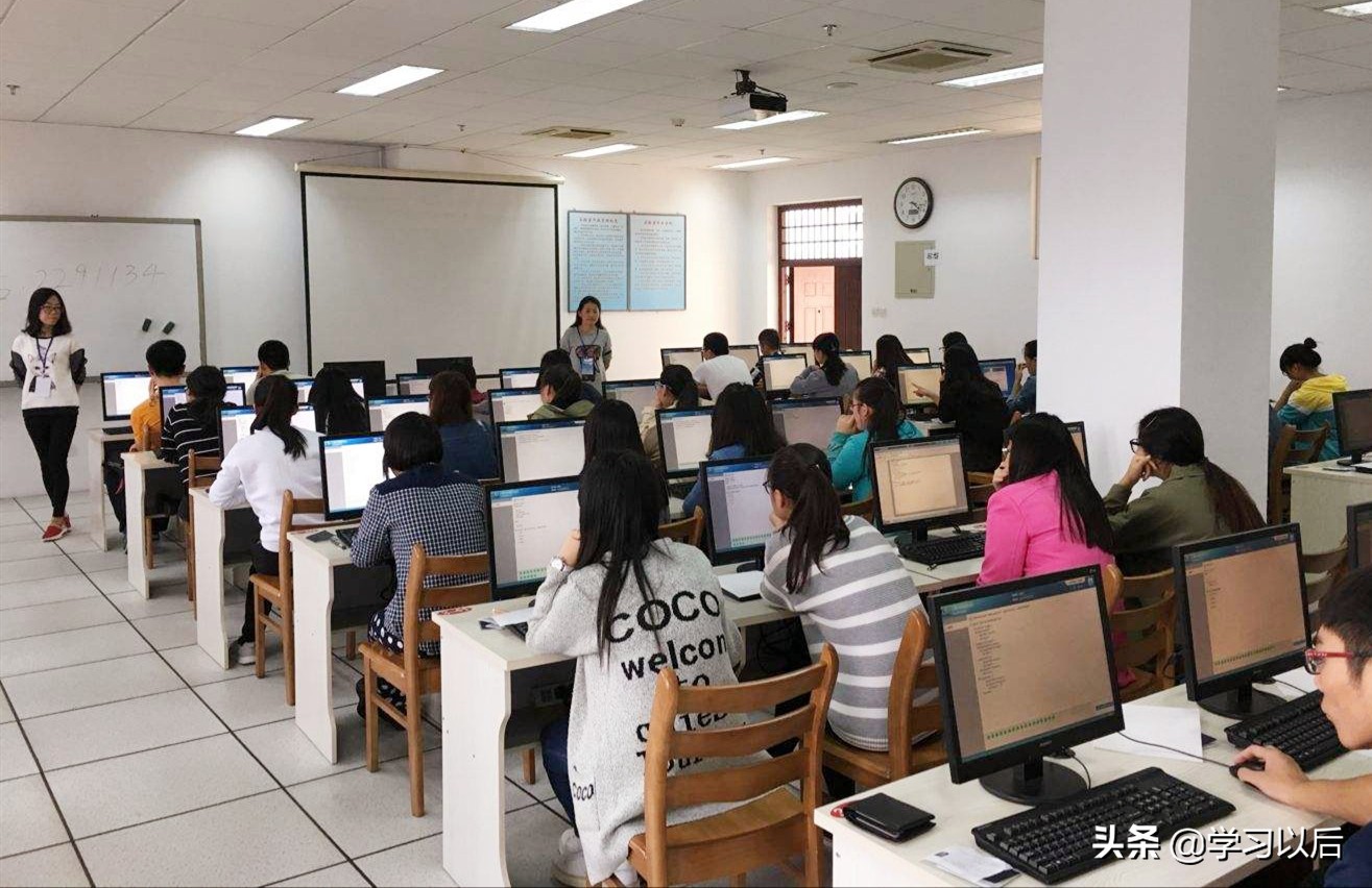 致大一新生：21个大学生必考证书以及考试时间合集，越早看越好