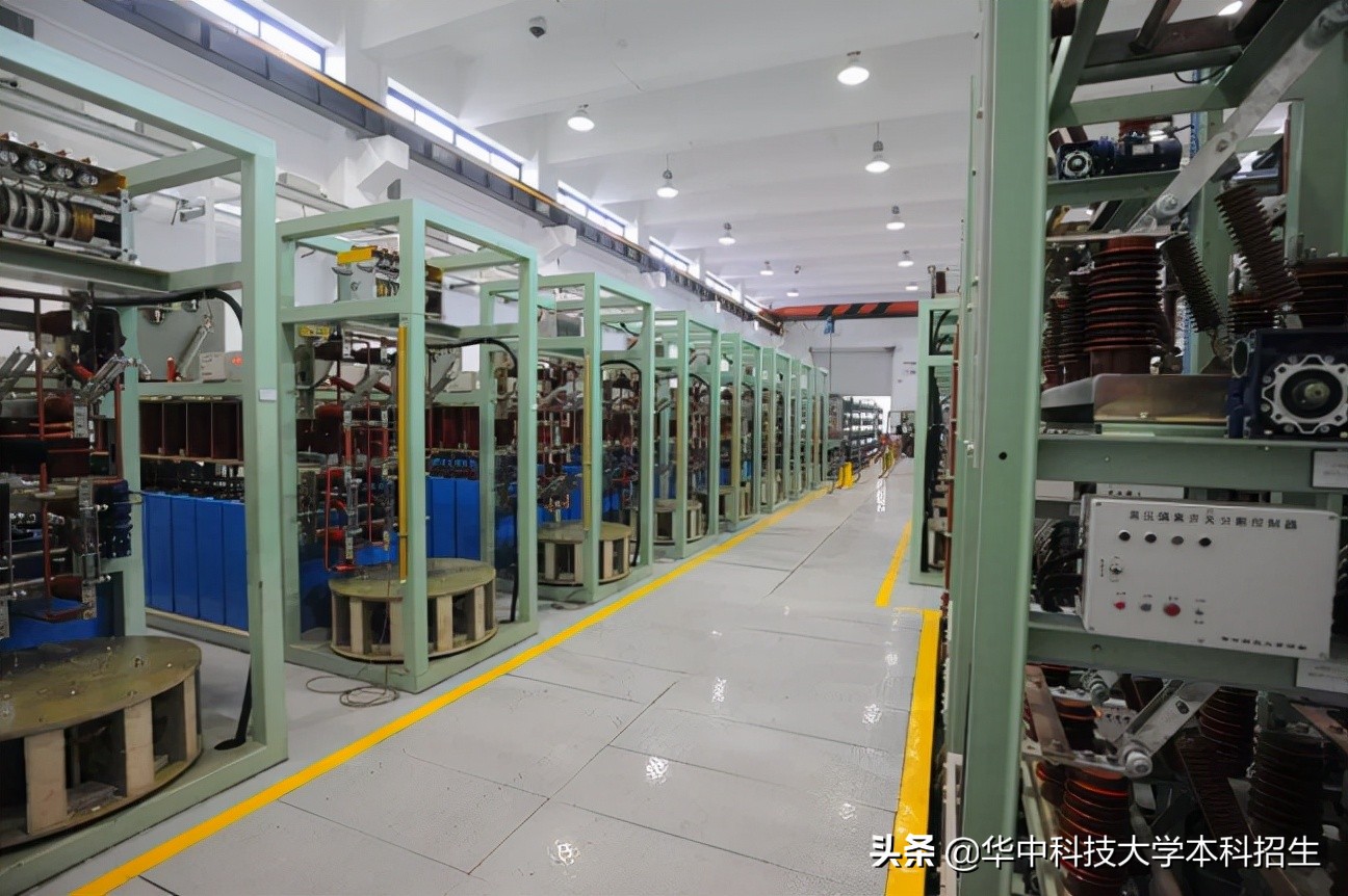 打造“国之重器”、瞄准芯片“卡脖子”难题！华中科技大学这样表白祖国！