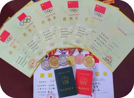 男神扎堆！陕西“学霸宿舍”：保研名校、直博985，成绩稳坐第一，奖学金拿到手软！