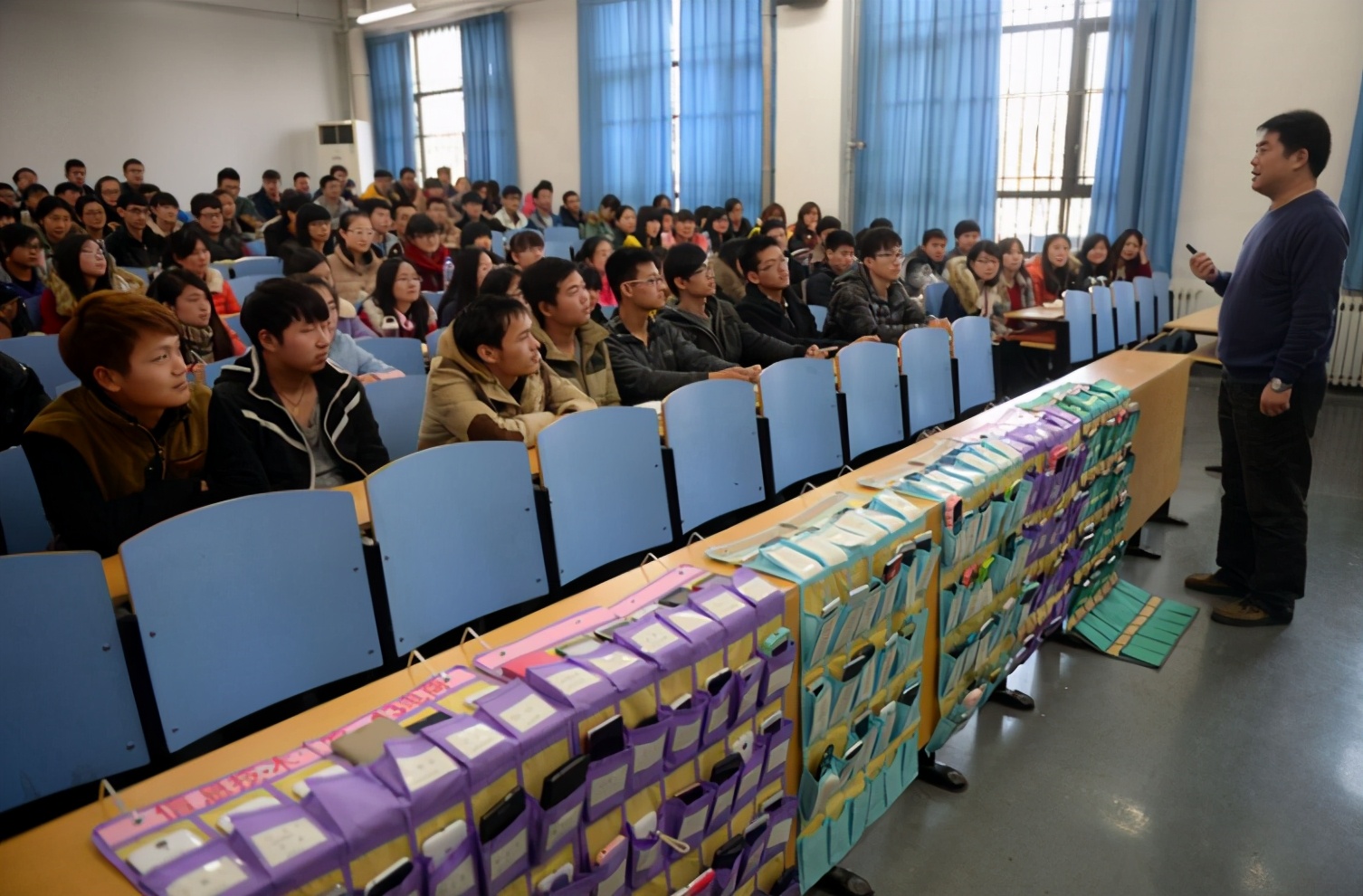 为什么大学要当班干部？不仅是给导员“跑腿”，还有这几点好处