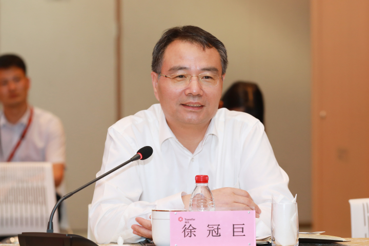 浙江萧山低调富豪：白手起家借钱创业，打造千亿商业帝国