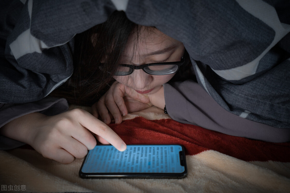 近期就有病友询问,说他经常感到身体疲劳犯困,严重影响了日常的工作和