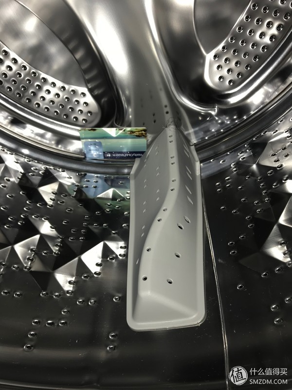 洗衣机：有容乃大 四千元10kg哪家强？松下、LG、三星对比横评