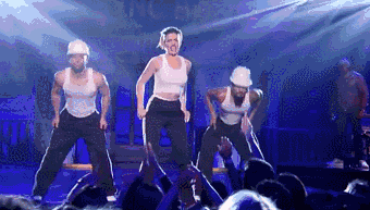 安妮海瑟薇：从万人追捧到人人唾弃的“绿茶”，她经历了什么？