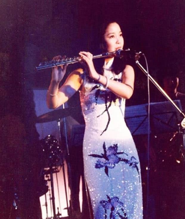 邓丽君法国小男友保罗：没钱没势15岁年龄差，为何会得女神青睐？
