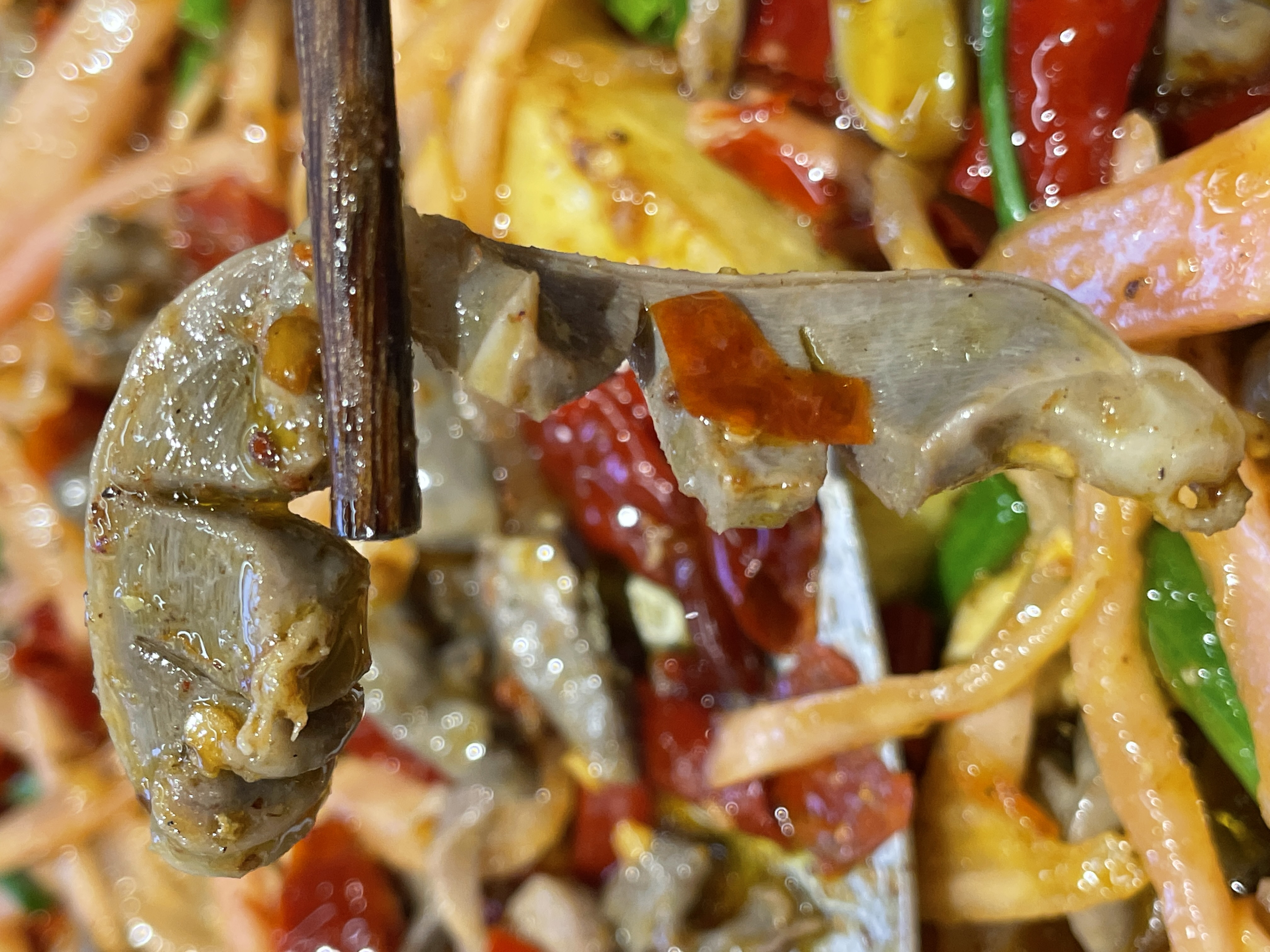 地道渝菜代表之一，正宗的黔江鸡杂可以好吃到什么样子？