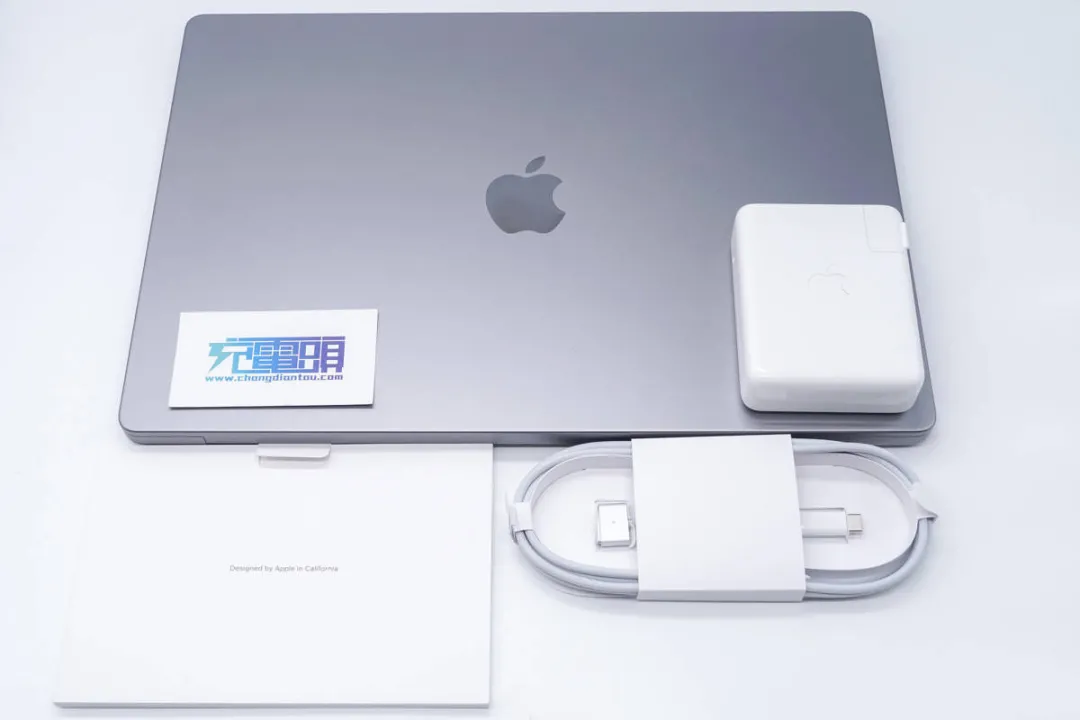 拆解报告：苹果MacBook Pro原装USB-C转MagSafe 3连接线-充电头网