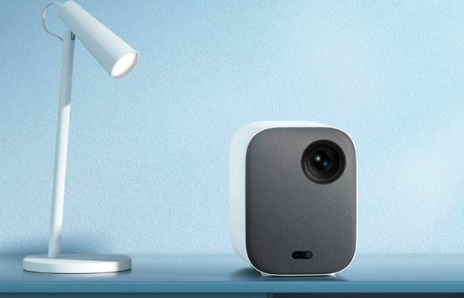 十大家用投影仪排名：老烧盘点家用投影仪排名前十的品牌