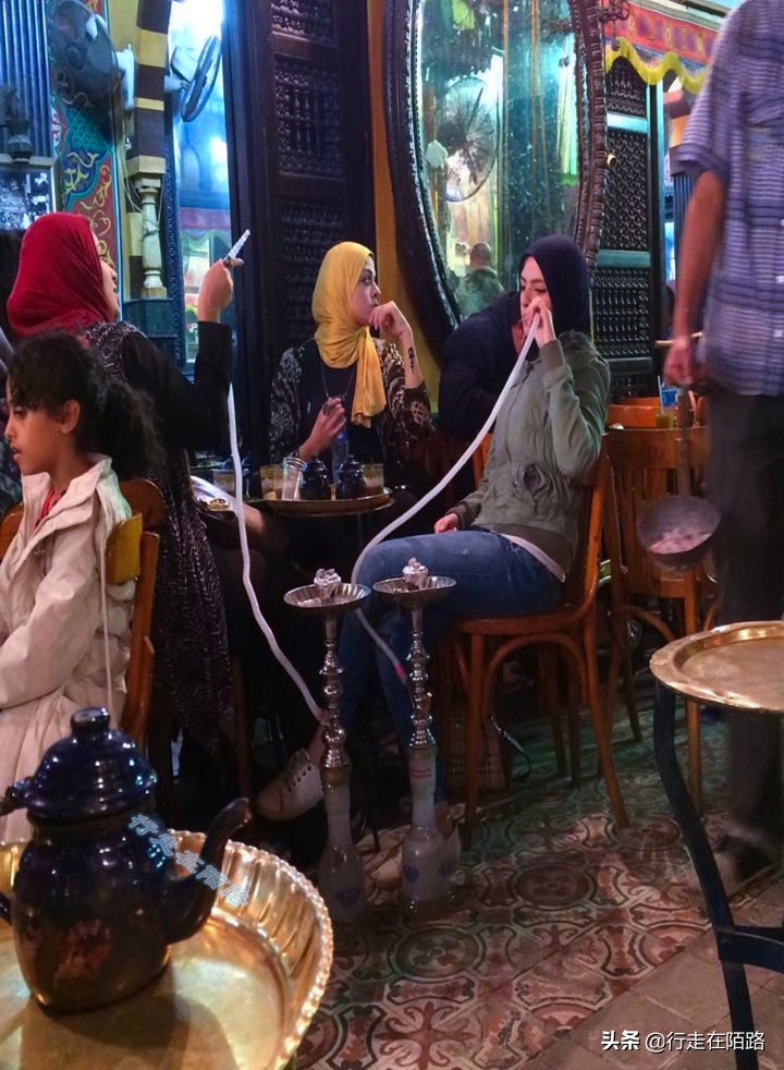 埃及开罗：产能低、人口多、小偷泛滥，军方出资4000亿迁都