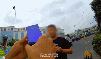 珠海交警新神器上线！上千小车已被录入黑名单，数百司机落网！