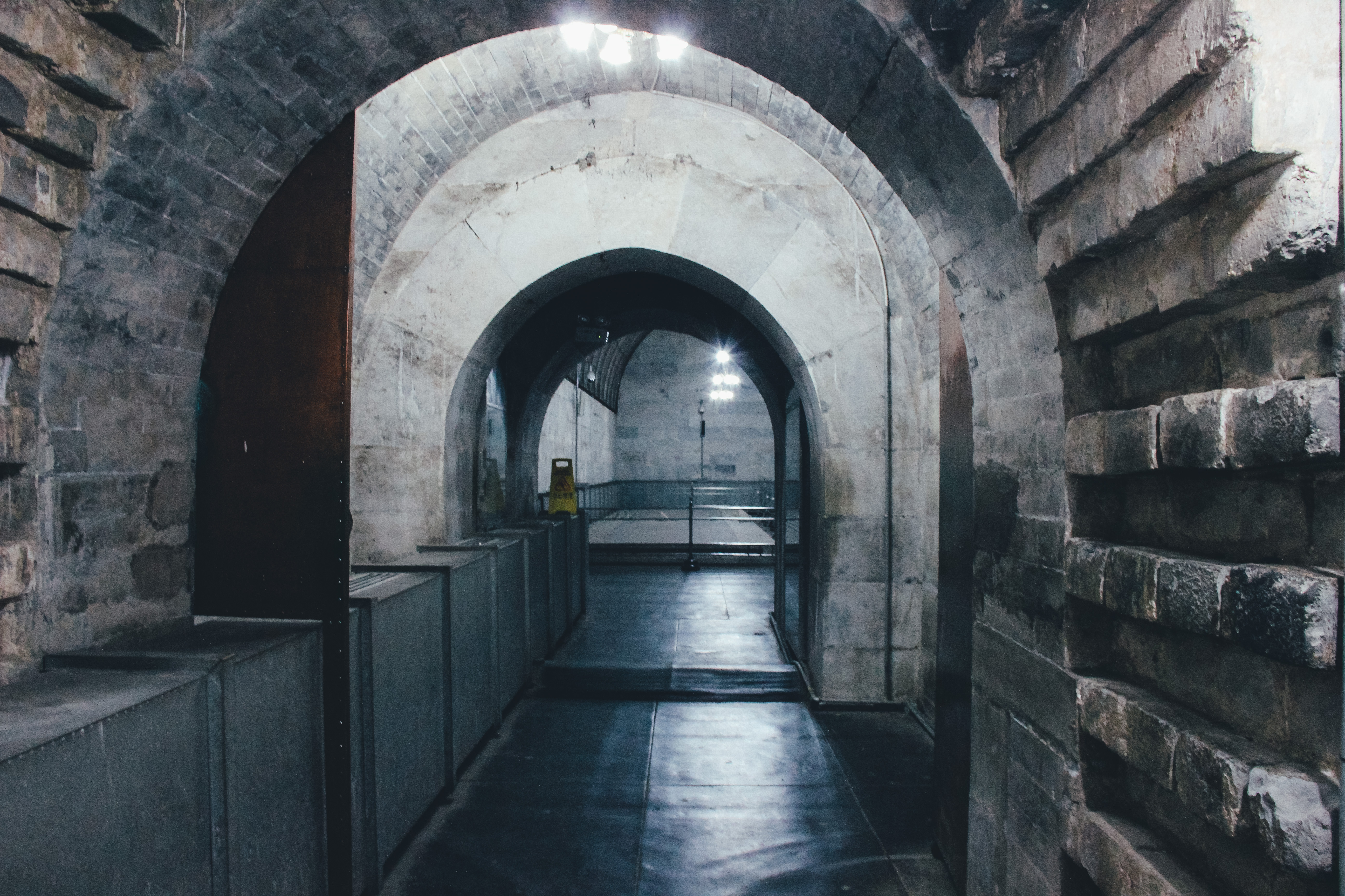 明成祖的长陵,第十三位皇帝明神宗的定陵和明朝第十二位皇帝的昭陵