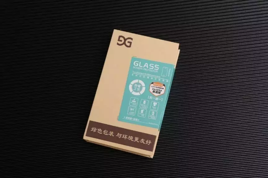变着方法弄碎我的iPhone手机膜-17款钢化玻璃膜大横评