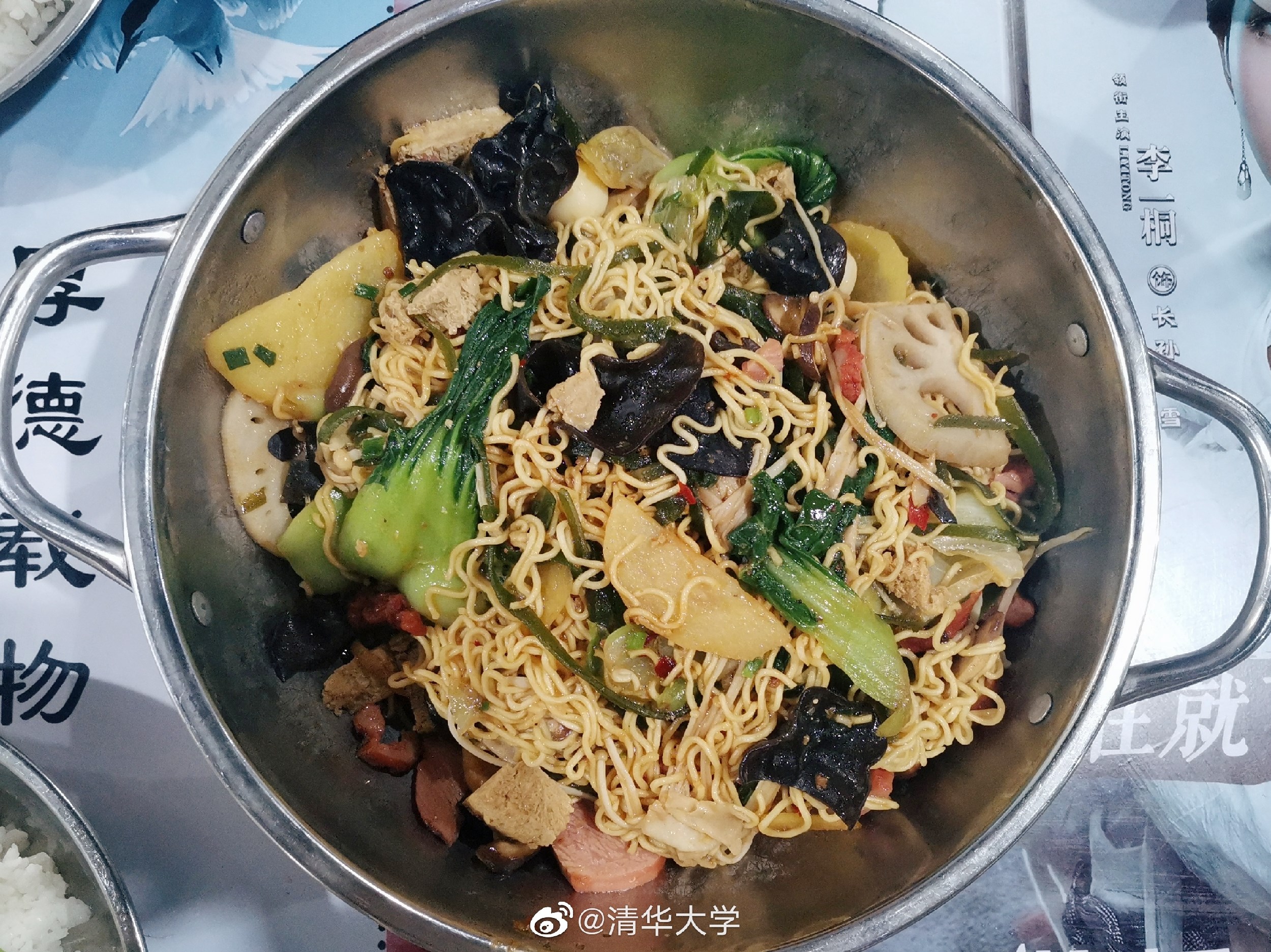 清华大学的伙食有多好？厨师年年外出学艺，为了吃，高考也值得拼