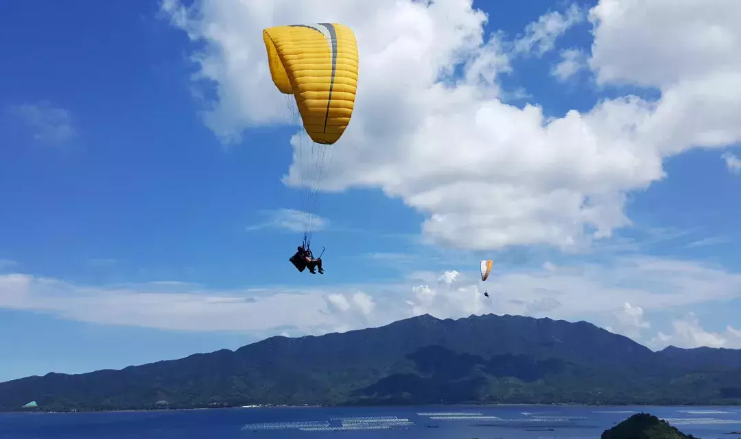 天空很辽阔，我们一起飞 | 滑翔伞飞行培训课程报名