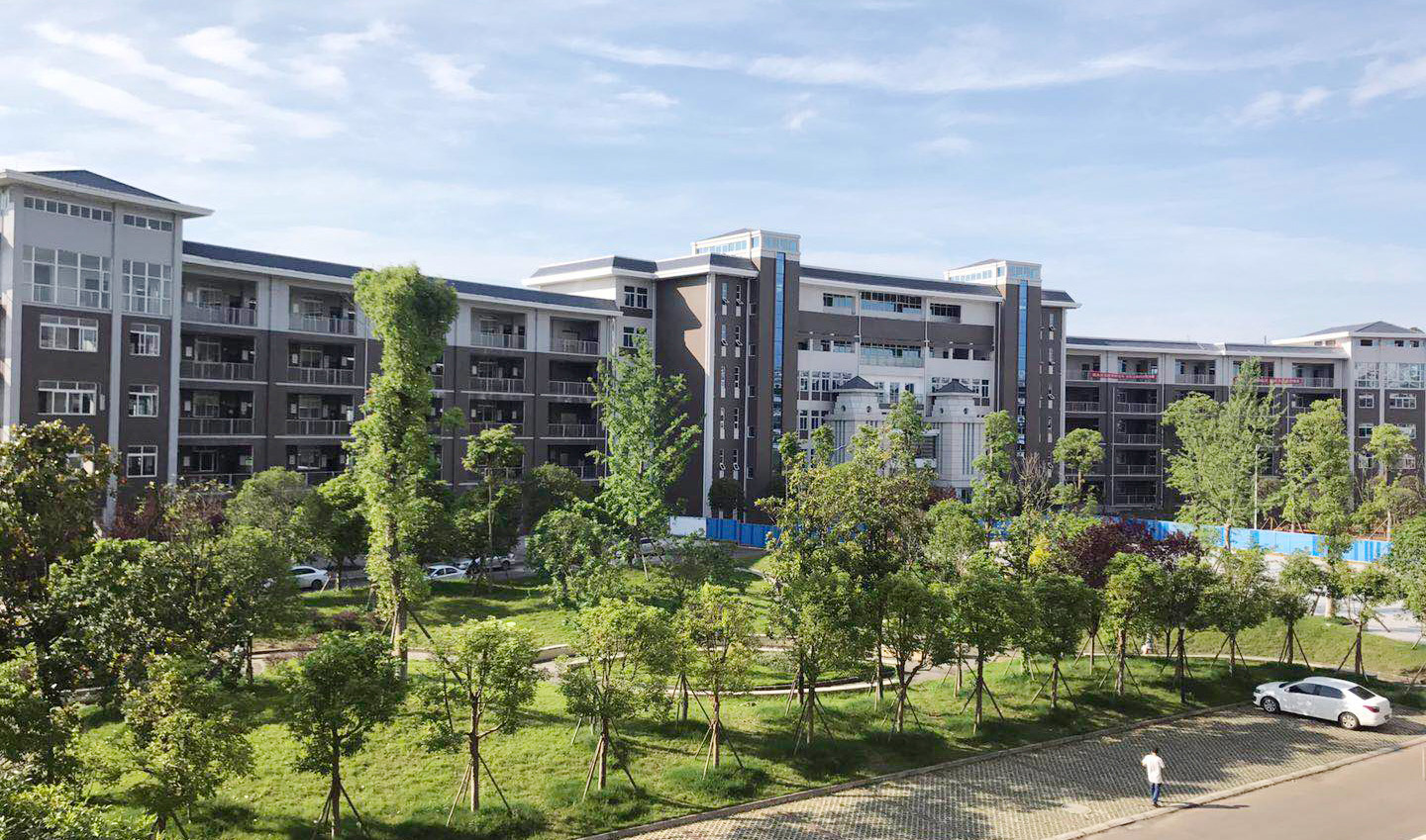 南充工贸科技职业学校