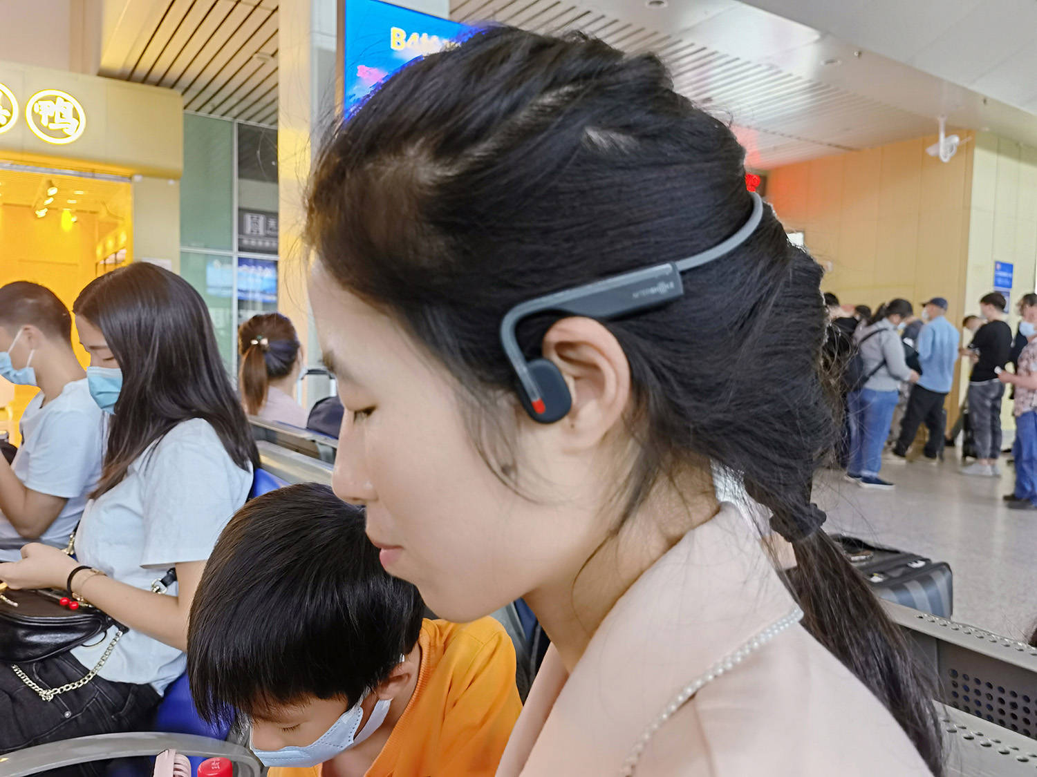 不漏音，才是真正的骨传导