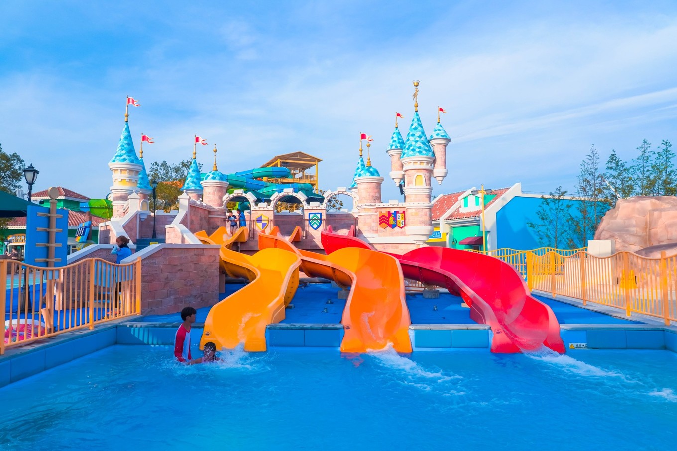 亲子玩水全攻略,这个夏日不可错过的水乐园