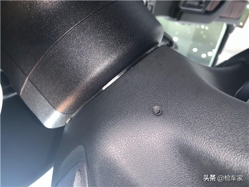 2017款奔驰G500，三年贬值60万！网友：现在买17款真划算