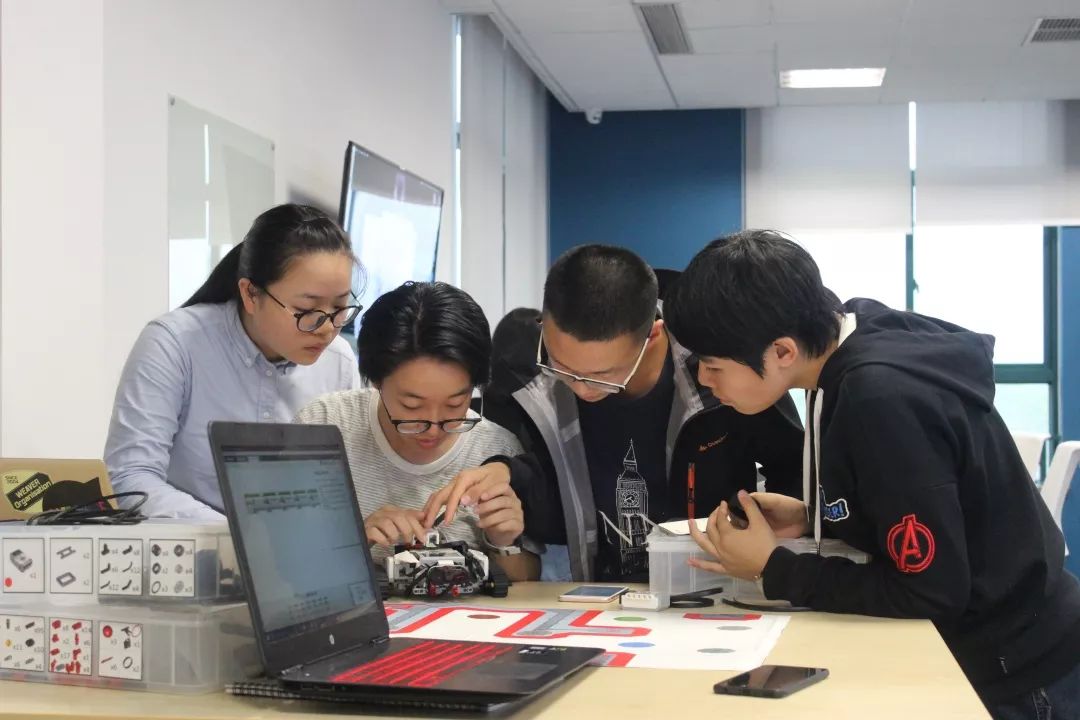 连成年人也想拥有的硬核玩具，宁波诺丁汉大学图书馆借给你