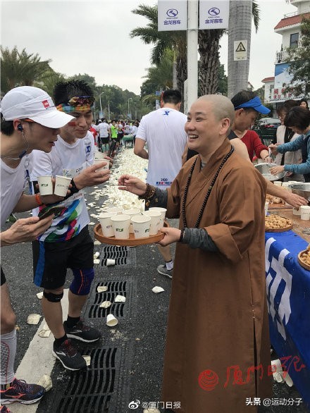 厦门马拉松线路(2020厦门马拉松回顾：厦马的“成人礼”，是它越来越好的细节体验)