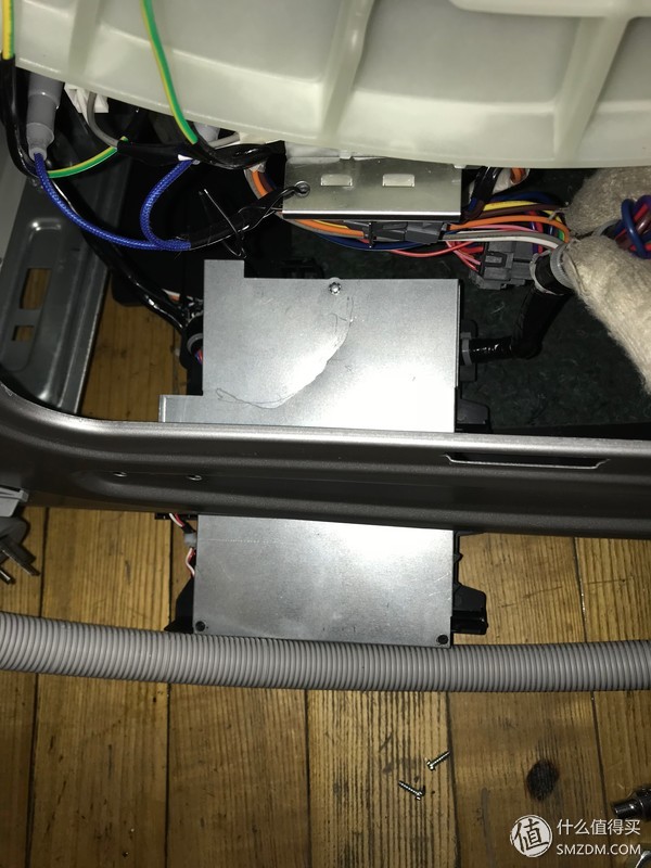 洗衣机：有容乃大 四千元10kg哪家强？松下、LG、三星对比横评