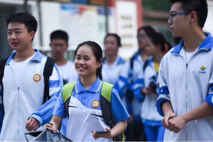 教育部经过再三确认，这几类学生不得参加高考，成绩再好也没用