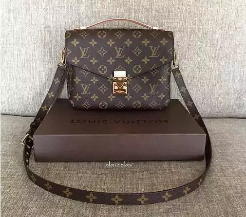 上万元的包包可别糟蹋了，这样保养，再背10年都不会烂！