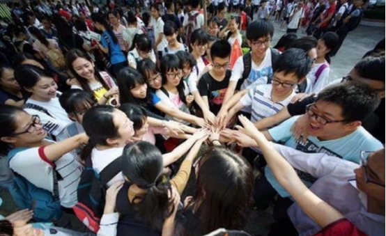 高考后一定要“估分”？家长别着急，估分意义不大，这些才是重点