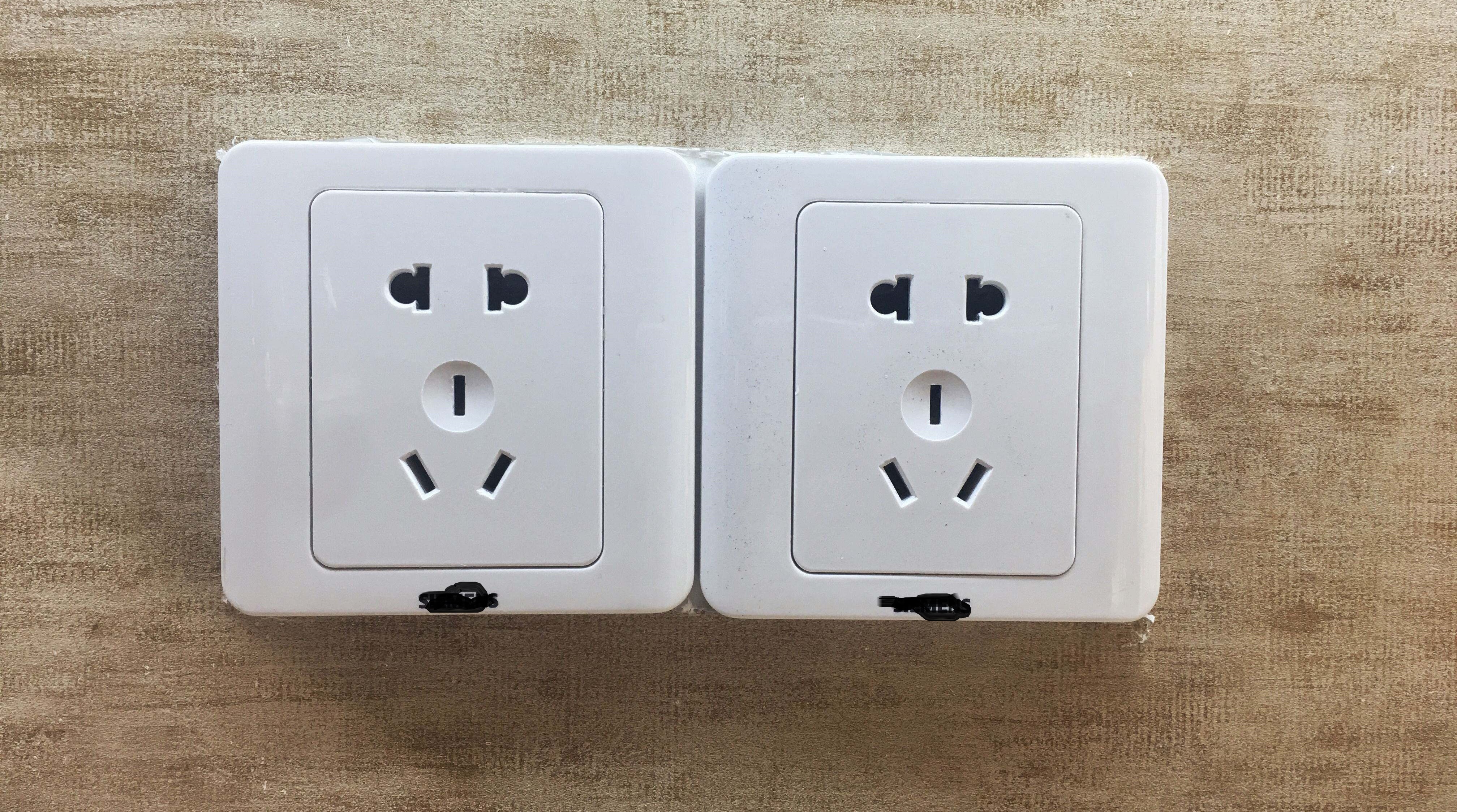 家里插座留少了？有啥可烦，直接在旁边凿洞加一个，简单又安全